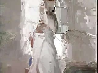 ანგელოზი მუქი ინტერრასიული ჩეხურ კლუბში