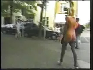 აკეთებს შეყვარებულებს მამა