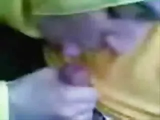 ემბერ ჩეიზი მამინაცვალს ჯეიდ დილანს აუზთან ერთად ებრძვის