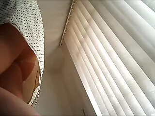 ექსტრემალური ... !!! შთამბეჭდავი ქალბატონი !!! ის დილეგირებას უკეთებს თავის ყურძენს